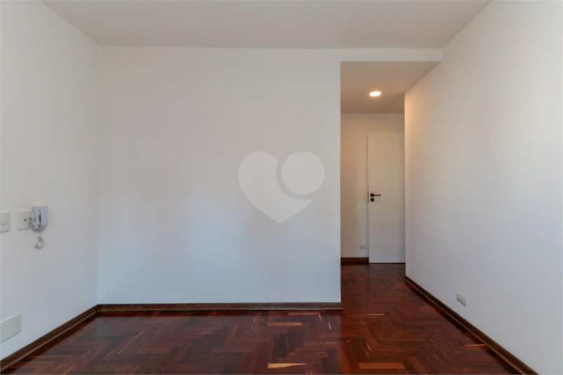 Foto REO1091948