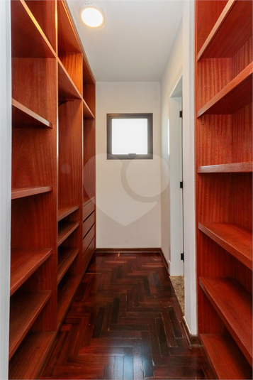 Foto REO1091948