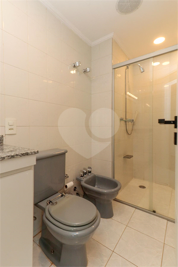 Foto REO1091948