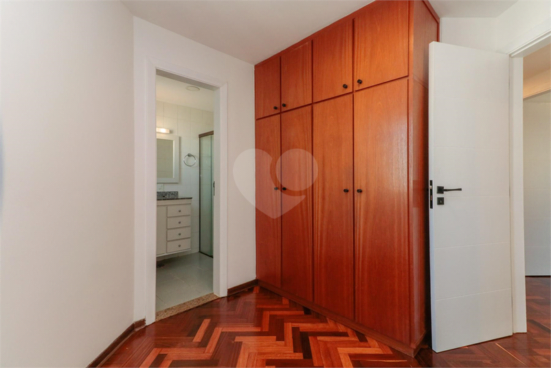 Foto REO1091948