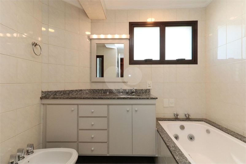 Foto REO1091948
