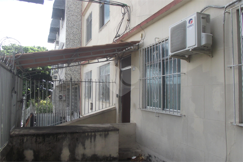 Foto REO1091975