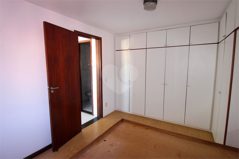 Foto REO1091991