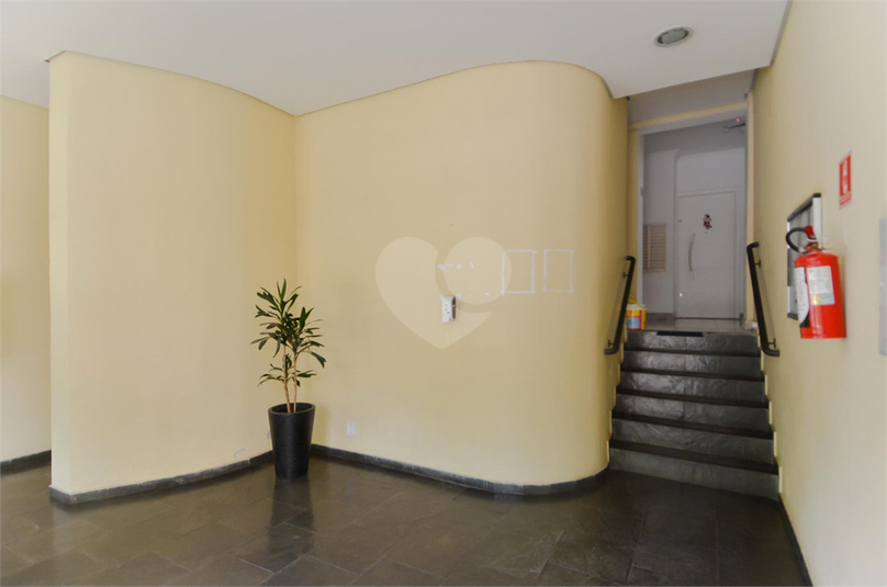 Foto REO1091996