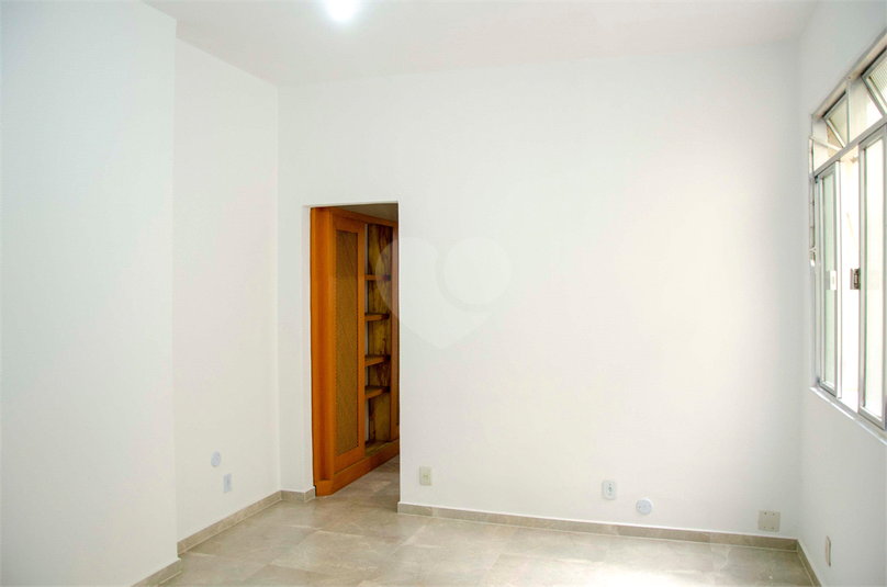 Foto REO1091999