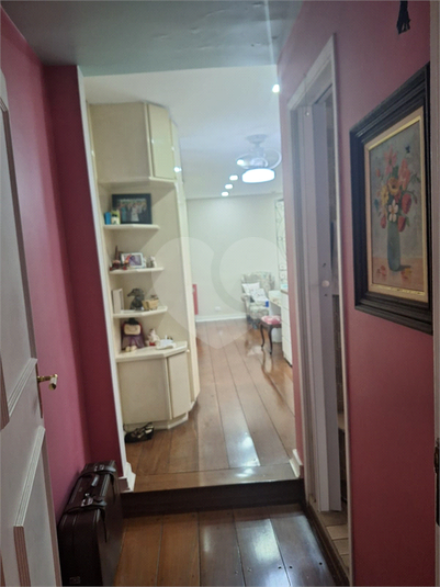 Foto REO1092025