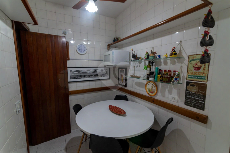 Foto REO1092135