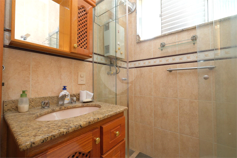 Foto REO1092626