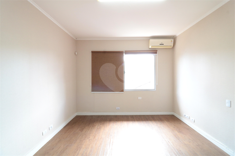Foto REO1092666