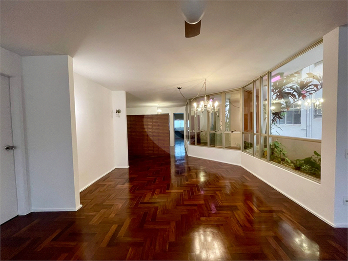 Foto REO1092831
