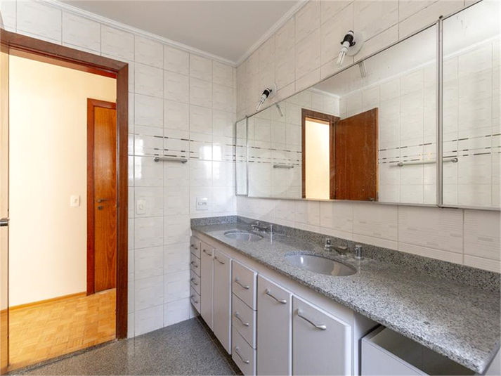 Foto REO1092887