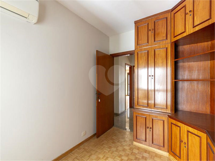 Foto REO1092887