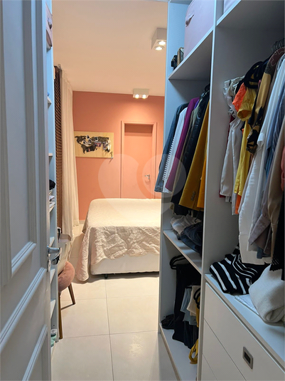 Foto REO1093176