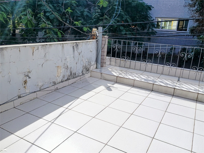 Foto REO1093301