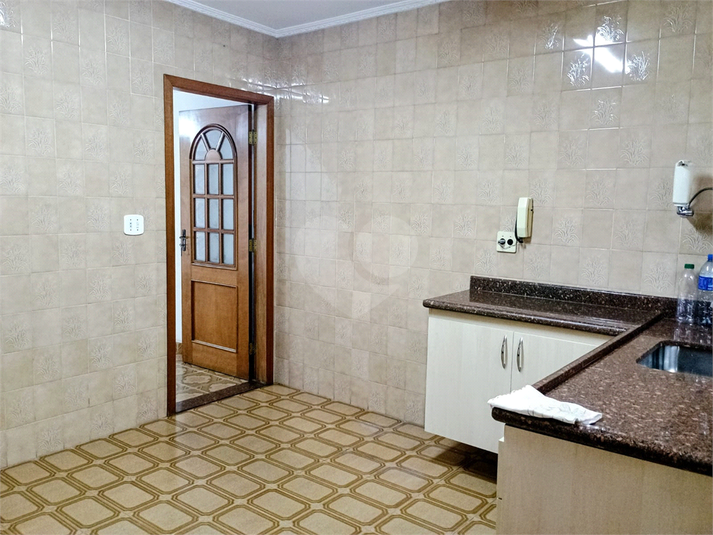 Foto REO1093301