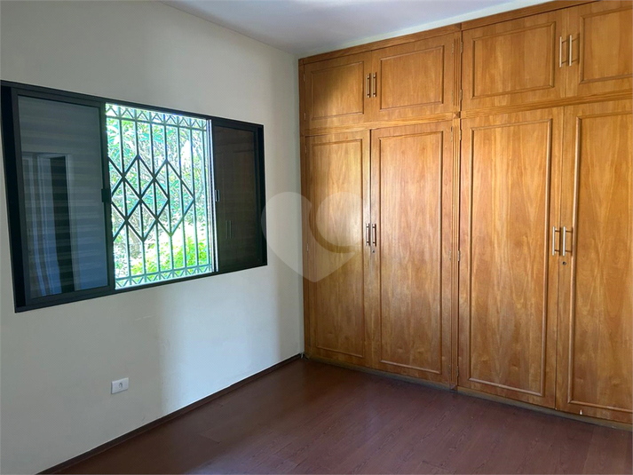 Foto REO1093501