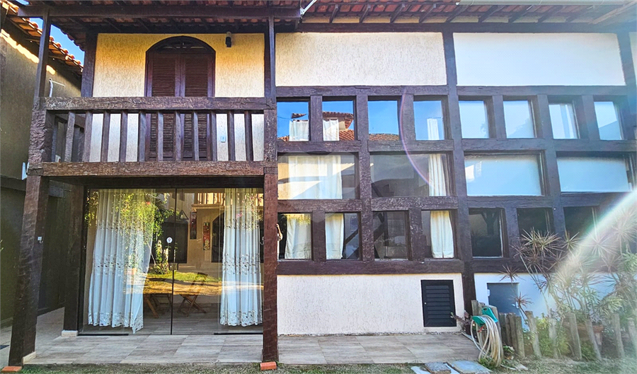 Foto REO1093582