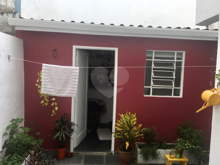 Foto REO1093584