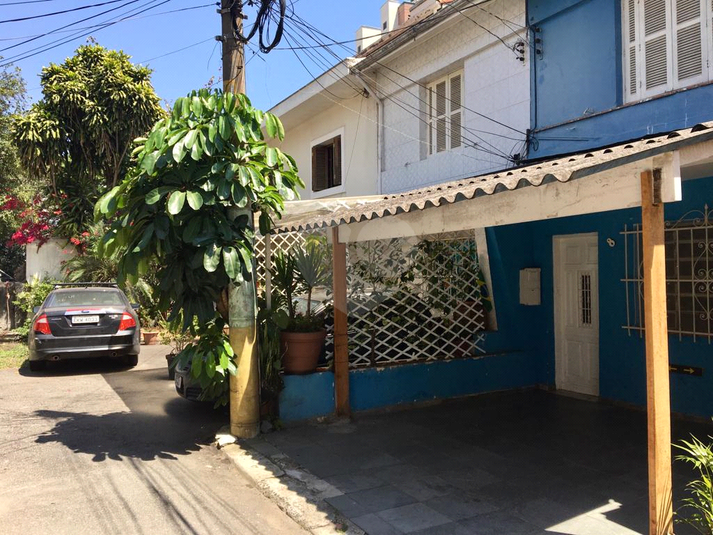 Foto REO1093584