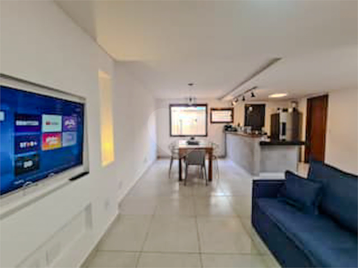 Foto REO1093585