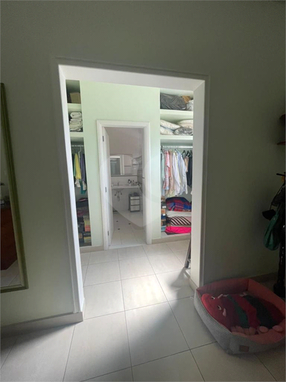 Foto REO1093588