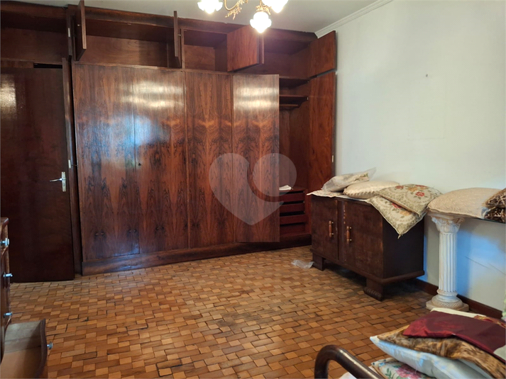 Foto REO1093593