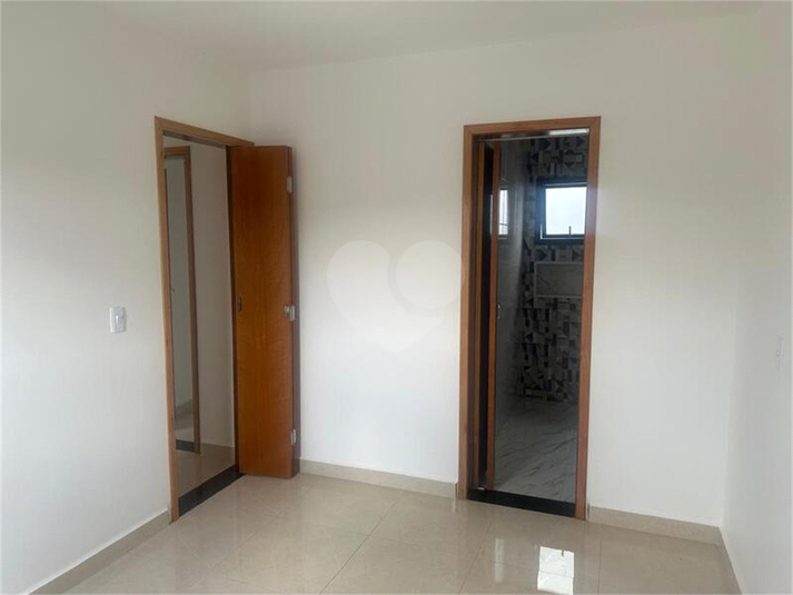 Foto REO1093602