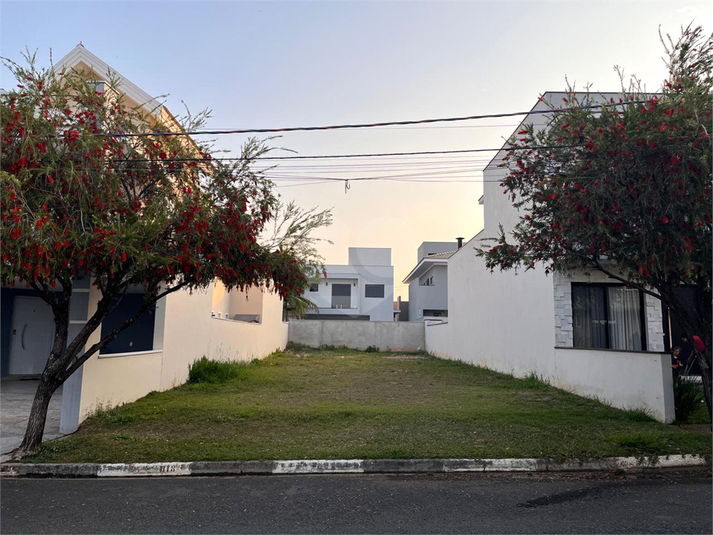 Foto REO1093610