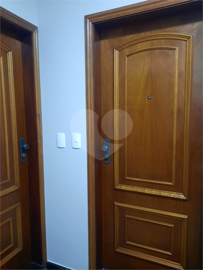 Foto REO1093614