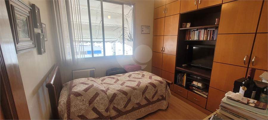 Foto REO1093637