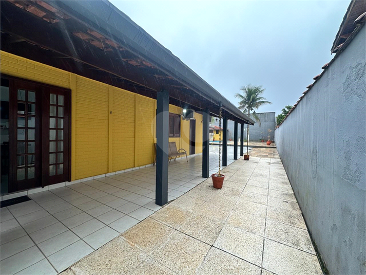 Foto REO1093648