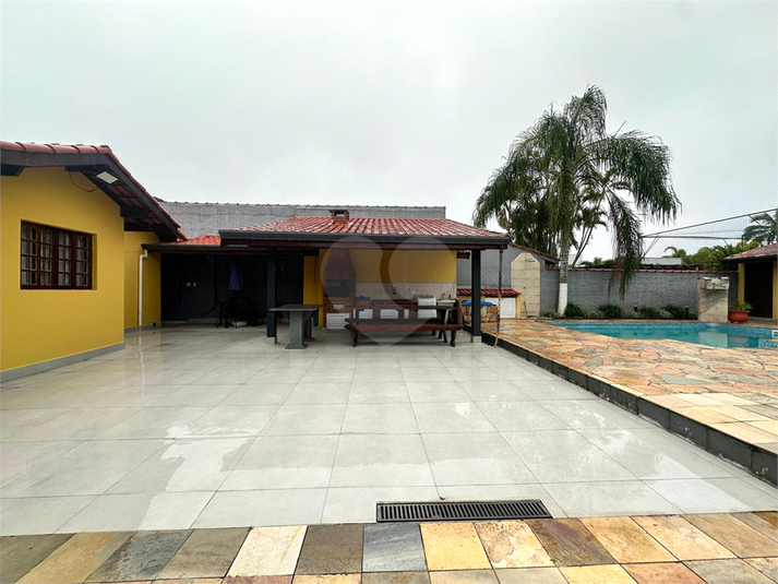 Foto REO1093648