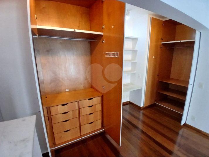 Foto REO1093652