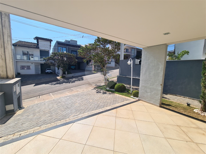 Foto REO1093659