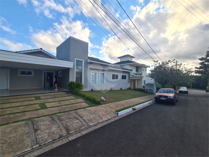 Foto REO1093661