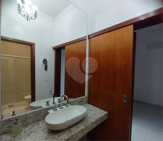 Foto REO1093666