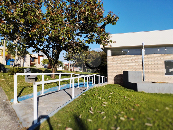 Foto REO1093666