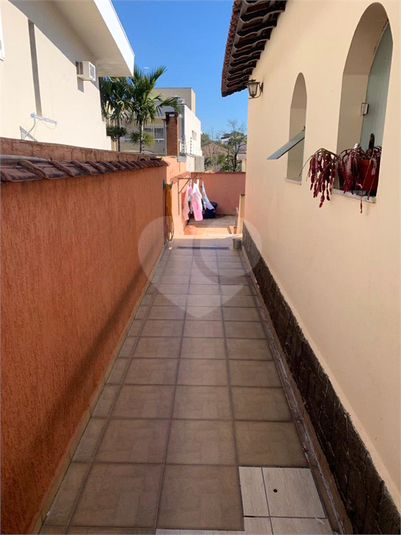 Foto REO1093671