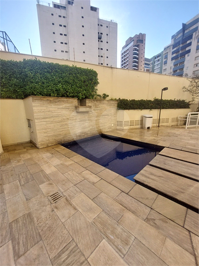 Foto REO1093674