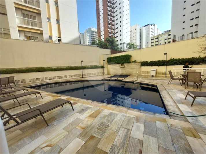 Foto REO1093674