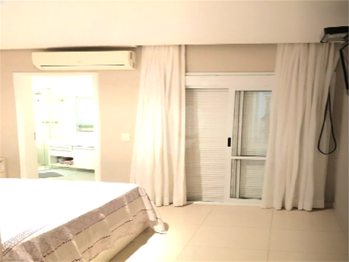 Foto REO1093674