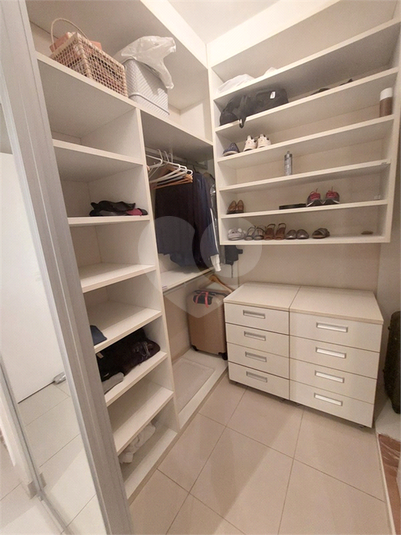 Foto REO1093674