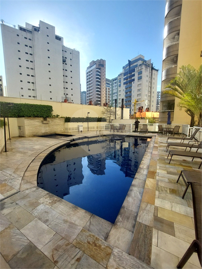 Foto REO1093674