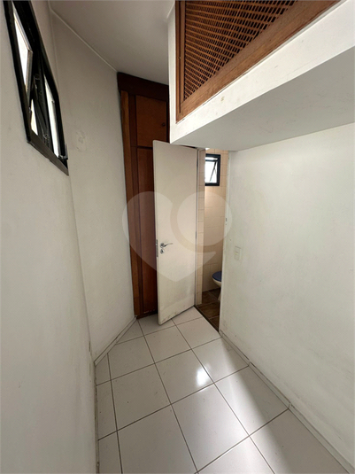 Foto REO1093688