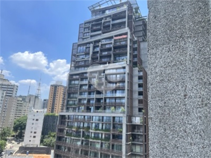 Foto REO1093701