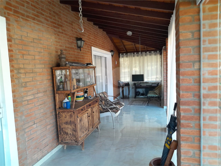 Foto REO1093706