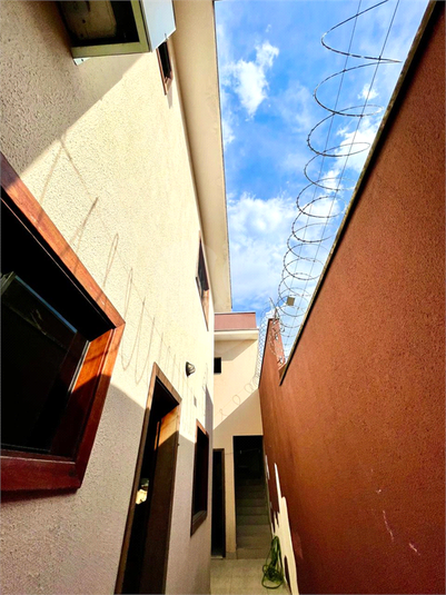 Foto REO1093711