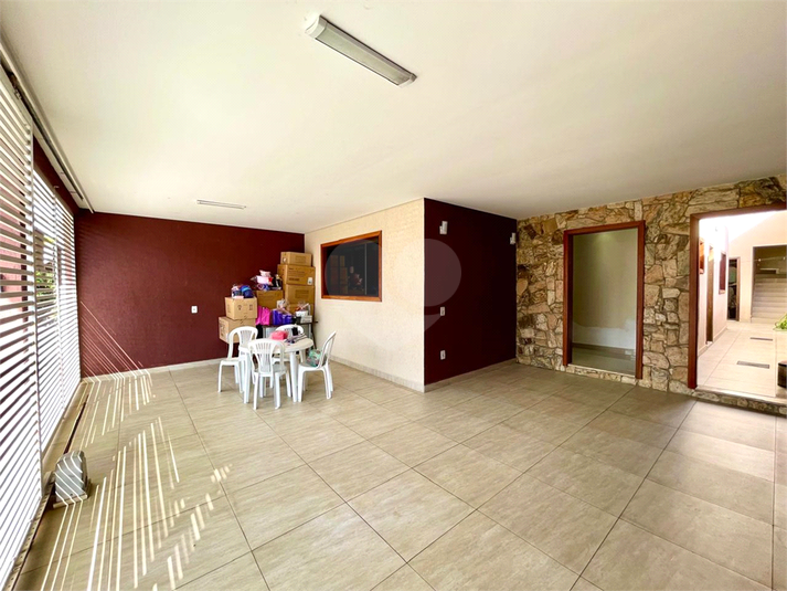 Foto REO1093711