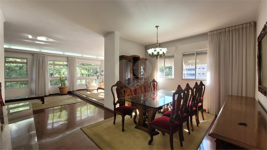 Foto REO1093715