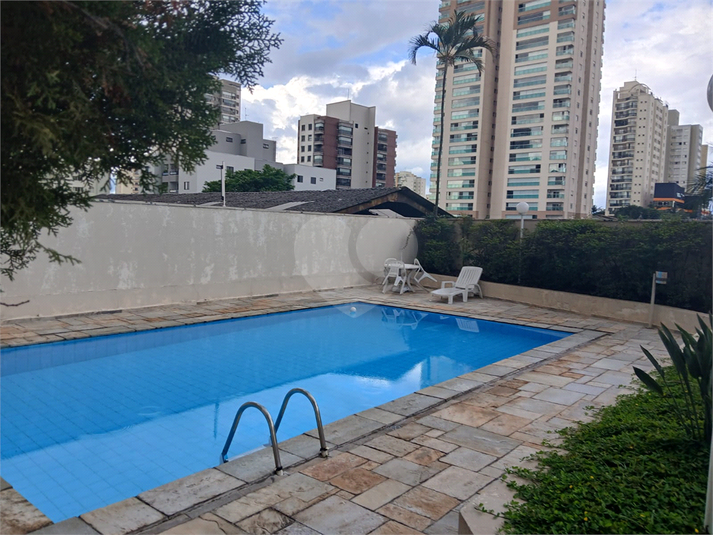 Foto REO1093740